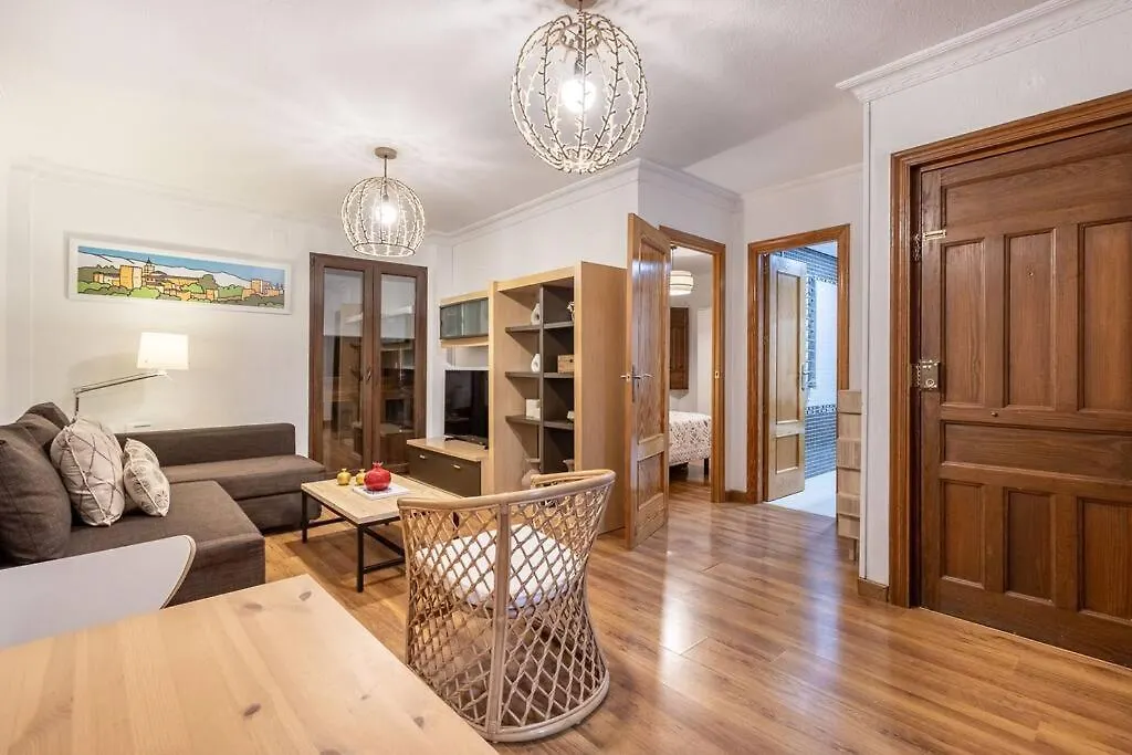 Apartamento Con Terraza A 4 Minutos De La Catedral Granada Apartment