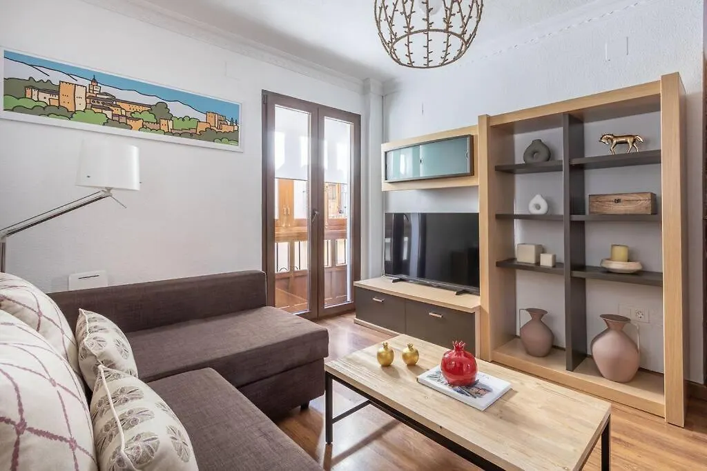 Apartamento Con Terraza A 4 Minutos De La Catedral Granada Spain