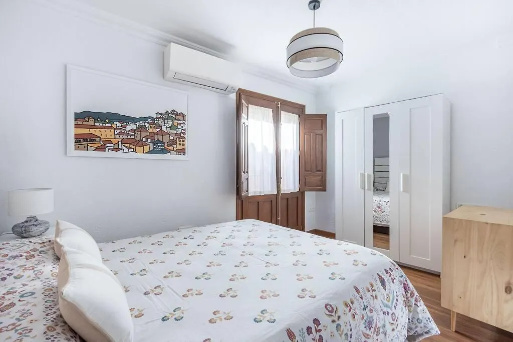 Apartamento Con Terraza A 4 Minutos De La Catedral Granada 0*,  Spain
