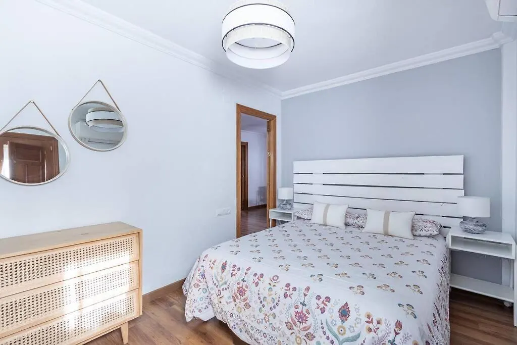 Apartamento Con Terraza A 4 Minutos De La Catedral Granada 0*,